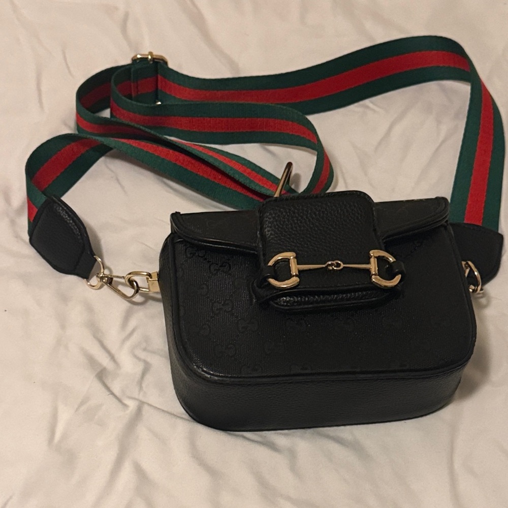 Black Leather Crossbody Bag with Green and Red Strap